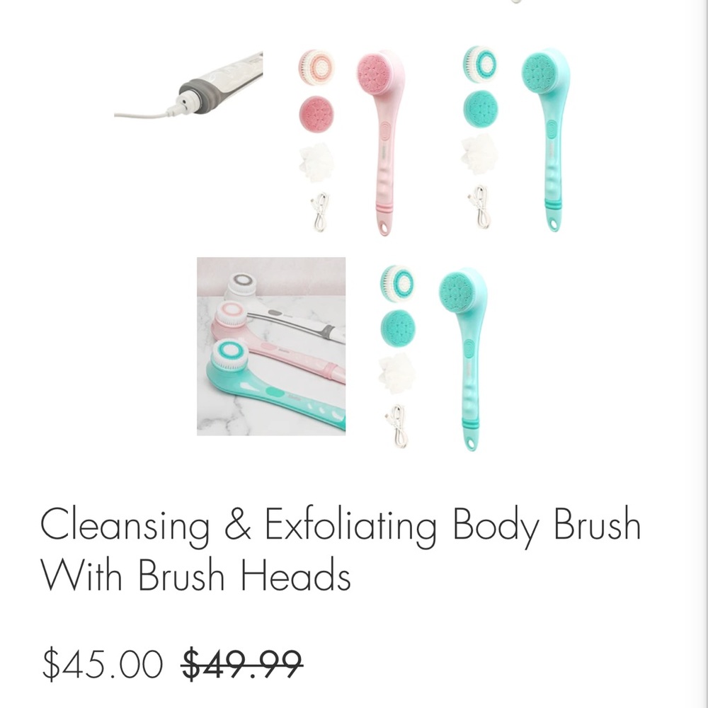 NIB Blushly Cleansing and Exfoliating Body Brush